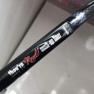 Benefit they’re Real push up liner